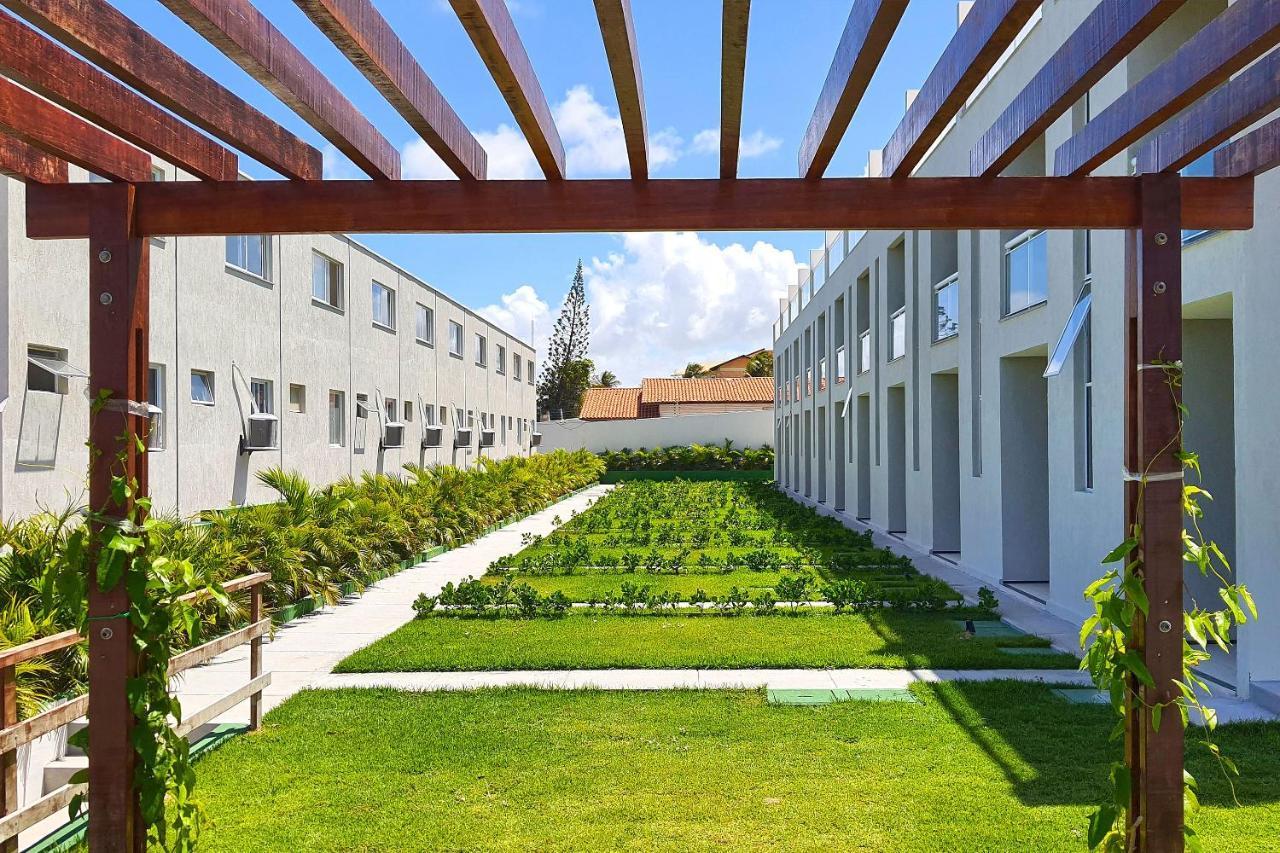 Beach Townhouses #C13 - Acomodacao Por Carpediem Aquiraz Exterior photo